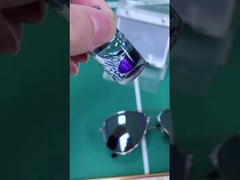 標識 の カード に 用い られる 高 技術 的 な 赤外線 インク コンタクト レンズ を 用い て 勝手に 遊ぶ