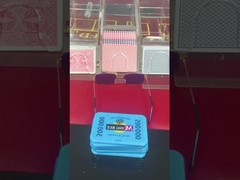 ポーカー 詐欺 眼鏡 標識 の カード を 見る