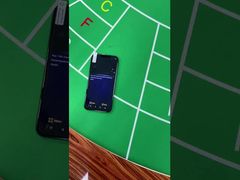 バーコード付きカードデッキ用のCVK 680ポーカーアナライザーiPhoneをご紹介します